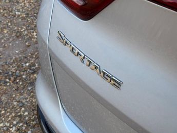 Kia Sportage 1.6 CRDi MHEV 2 SUV 5dr Diesel Hybrid Manual Euro 6 (s/s) (134 b