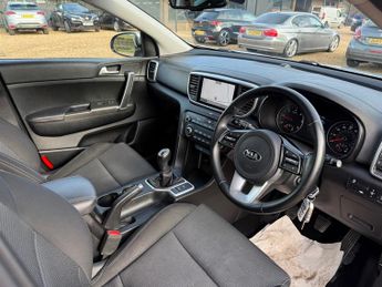Kia Sportage 1.6 CRDi MHEV 2 SUV 5dr Diesel Hybrid Manual Euro 6 (s/s) (134 b