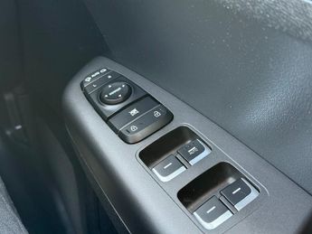 Kia Sportage 1.6 CRDi MHEV 2 SUV 5dr Diesel Hybrid Manual Euro 6 (s/s) (134 b