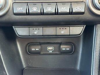 Kia Sportage 1.6 CRDi MHEV 2 SUV 5dr Diesel Hybrid Manual Euro 6 (s/s) (134 b