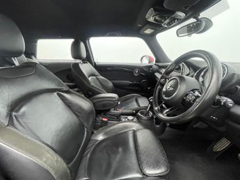 MINI Hatch 2.0 John Cooper Works Auto Euro 6 (s/s) 3dr