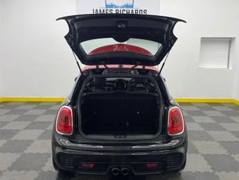 MINI Hatch 2.0 John Cooper Works Auto Euro 6 (s/s) 3dr