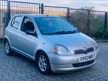 Toyota Yaris 1.3 VVT-i 16v CDX 5dr