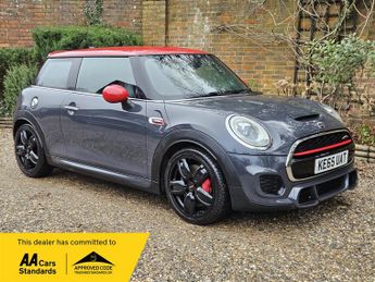 MINI John Cooper Works JOHN COOPER WORKS