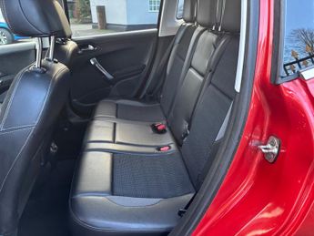 Peugeot 2008 1.6 e-HDi Allure SUV 5dr Diesel EGC Euro 5 (s/s) (92 ps)