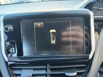 Peugeot 2008 1.6 e-HDi Allure SUV 5dr Diesel EGC Euro 5 (s/s) (92 ps)