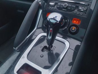 Peugeot 3008 1.6 e-HDi Allure SUV 5dr Diesel EGC Euro 5 (s/s) (115 ps)