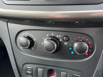 Dacia Sandero STEPWAY AMBIANCE TCE