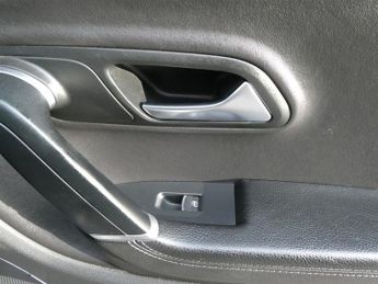 Volkswagen CC 2.0 TDI BlueMotion Tech R-Line Black Edition Saloon 4dr Diesel D