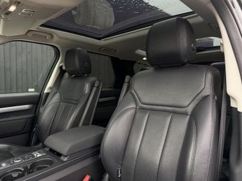 Land Rover Discovery 3.0 SD V6 Landmark Edition Auto 4WD Euro 6 (s/s) 5dr