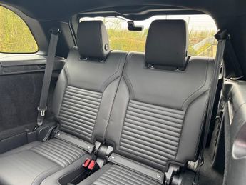 Land Rover Discovery DYNAMIC HSE 7 SEATS