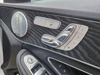 Mercedes 220 C  D 4MATIC AMG LINE PREMIUM PLUS