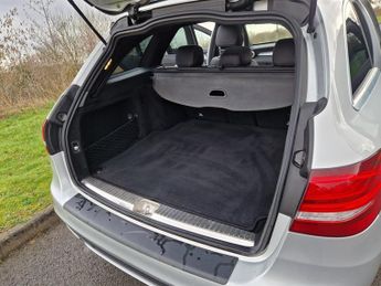 Mercedes 220 C  D 4MATIC AMG LINE PREMIUM PLUS