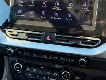 Kia Niro 1.6 GDi 8.9kWh 3 SUV 5dr Petrol Plug-in Hybrid DCT Euro 6 (s/s) 