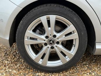 Mercedes A180d 1.5 Sport (Premium) Hatchback 5dr Diesel 7G-DCT Euro 6 (s/s) (10