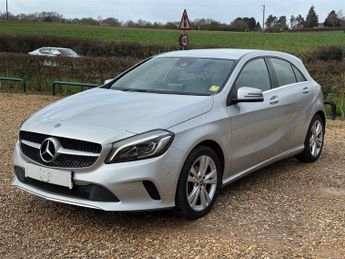 Mercedes A180d 1.5 Sport (Premium) Hatchback 5dr Diesel 7G-DCT Euro 6 (s/s) (10