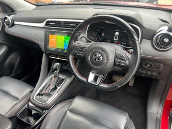 MG MG ZS EXCLUSIVE T-GDI