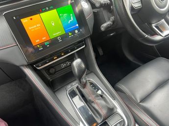 MG MG ZS EXCLUSIVE T-GDI