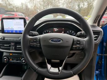 Ford Focus 1.5T EcoBoost Titanium Hatchback 5dr Petrol Auto Euro 6 (s/s) (1