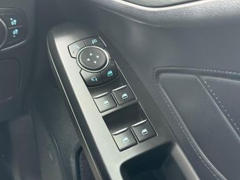 Ford Focus 1.5T EcoBoost Titanium Hatchback 5dr Petrol Auto Euro 6 (s/s) (1