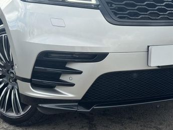 Land Rover Range Rover Velar R-DYNAMIC HSE D240 WITH REAR ENTERTAINMENT