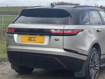 Land Rover Range Rover Velar R-DYNAMIC HSE D240 WITH REAR ENTERTAINMENT