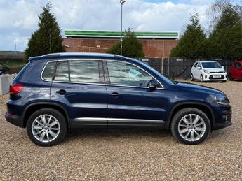 Volkswagen Tiguan 2.0 TDI BlueMotion Tech Match Edition SUV 5dr Diesel DSG 4WD Eur