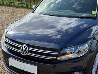 Volkswagen Tiguan 2.0 TDI BlueMotion Tech Match Edition SUV 5dr Diesel DSG 4WD Eur