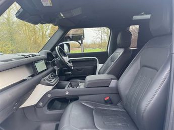 Land Rover Defender 90 S D200 MODIFIED BY URBAN AUTOMOTIVE