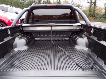 Isuzu D-Max 1.9 TD Blade Pickup Double Cab 4dr Diesel Auto-Roller shutter/St