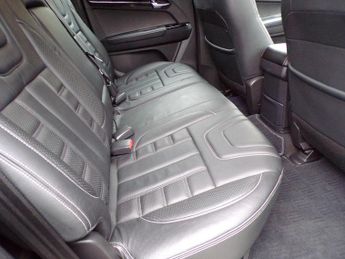 Isuzu D-Max 1.9 TD Blade Pickup Double Cab 4dr Diesel Auto-Roller shutter/St