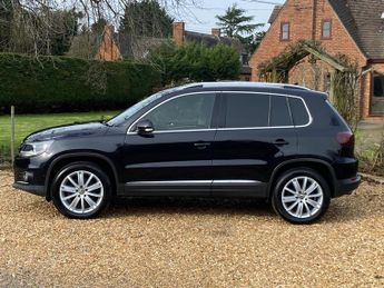 Volkswagen Tiguan 2.0 TDI BlueMotion Tech Sport SUV 5dr Diesel DSG 4WD Euro 5 (s/s