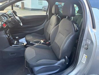 Citroen DS3 1.6 VTi DStyle Hatchback 3dr Petrol Auto Euro 5 (120 ps)