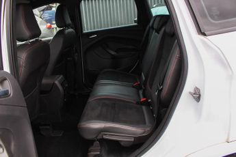 Ford Kuga 1.5 TDCi ST-Line SUV 5dr Diesel Powershift Euro 6 (s/s) (120 ps)