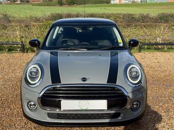 MINI Hatch 1.5 Cooper Classic Hatchback 3dr Petrol Steptronic Euro 6 (s/s) 