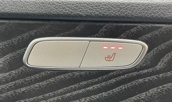 Mercedes C300 2.0 d AMG Line Edition (Premium) G-Tronic+ Euro 6 (s/s) 4dr