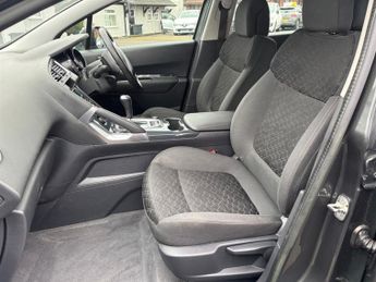 Peugeot 3008 1.6 e-HDi Active SUV 5dr Diesel EGC Euro 5 (s/s) (115 ps)