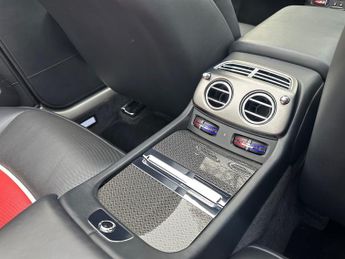 Rolls-Royce Dawn 6.6 V12 Black Badge Convertible