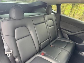 Tesla Model Y PERFORMANCE AWD VAT Q