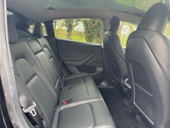 Tesla Model Y PERFORMANCE AWD VAT Q