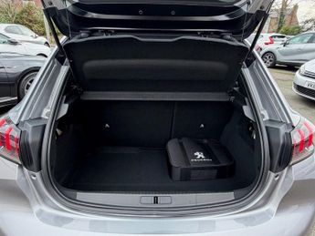 Peugeot E-208 50kWh GT Hatchback 5dr Electric Auto (7kW Charger) (136 ps)