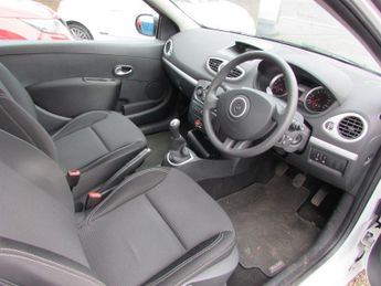 Renault Clio EXPRESSION 16V Used