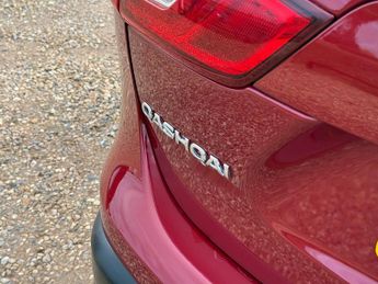 Nissan Qashqai 1.6 dCi Tekna SUV 5dr Diesel XTRON 2WD Euro 6 (s/s) (130 ps)