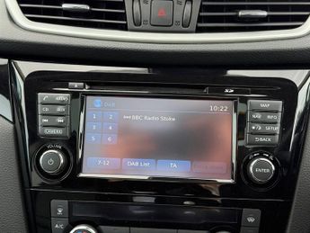 Nissan Qashqai 1.6 dCi Tekna SUV 5dr Diesel XTRON 2WD Euro 6 (s/s) (130 ps)