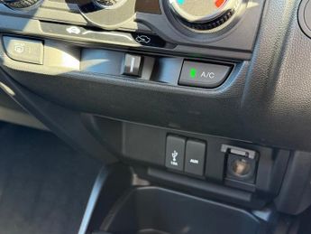 Honda Jazz 1.3 i-VTEC S Hatchback 5dr Petrol Manual Euro 6 (s/s) (102 ps)
