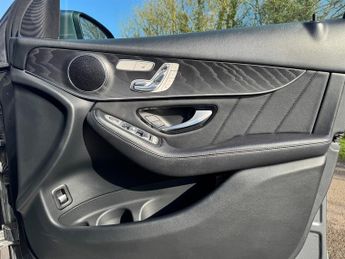 Mercedes GLC220d 4MATIC AMG LINE COUPE PREMIUM