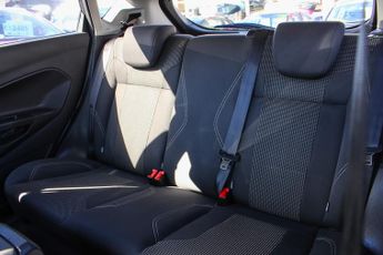 Ford Fiesta 1.0T EcoBoost Titanium Hatchback 5dr Petrol Powershift Euro 6 (1