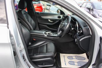 Mercedes C220 2.1 BlueTEC Sport Saloon 4dr Diesel G-Tronic+ Euro 6 (s/s) (170 