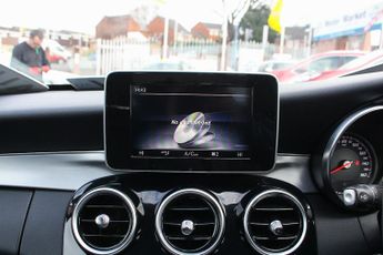 Mercedes C220 2.1 BlueTEC Sport Saloon 4dr Diesel G-Tronic+ Euro 6 (s/s) (170 