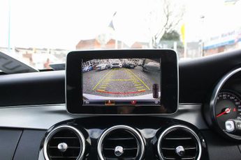 Mercedes C220 2.1 BlueTEC Sport Saloon 4dr Diesel G-Tronic+ Euro 6 (s/s) (170 